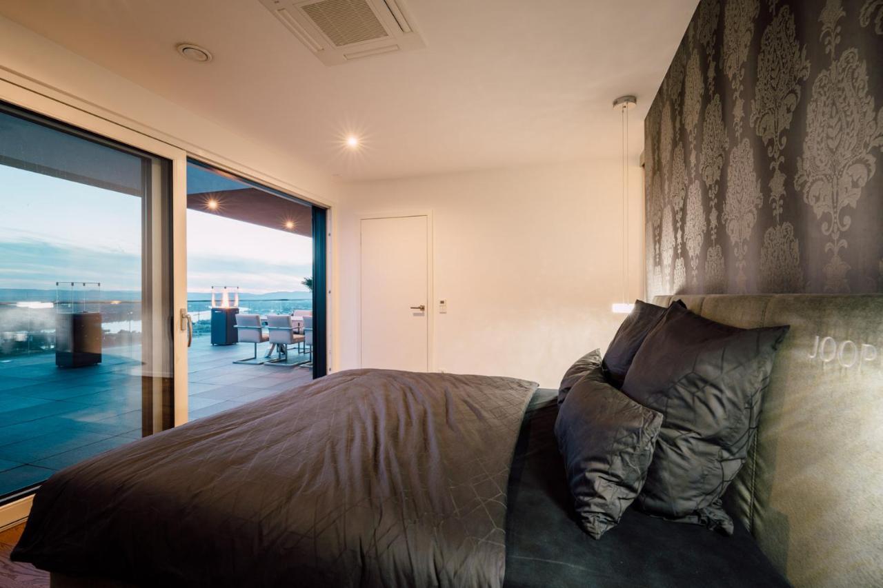 Traumblick Trifft Luxus! Appartement Weitersburg Buitenkant foto